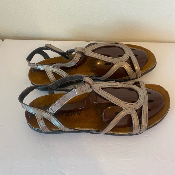 Naot Women's Dorith In Silver Threads Leather - 38 - Picture 2 of 11